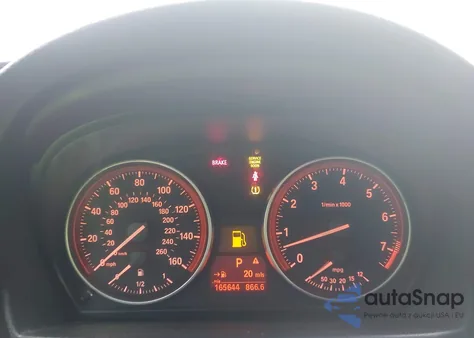 2011 BMW 328I xDrive z USA, uszkodzony, nr VIN WBAPK7G58BNN70902